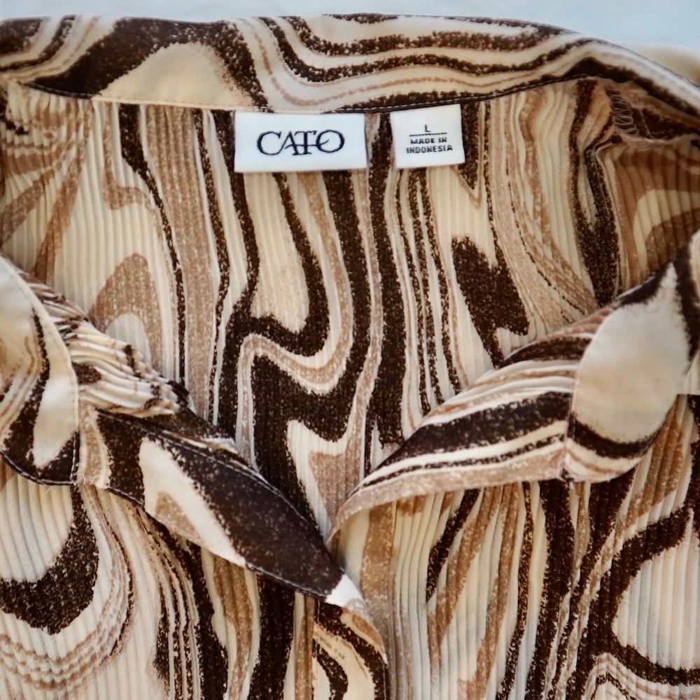 CATO Marble Brown Tan Creme Button down shirt Large